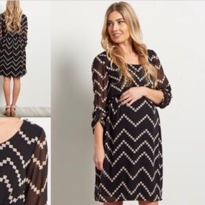 (NWT) Pinkblush Black/Beige Chevron Print  Maternity Dress Size Medium